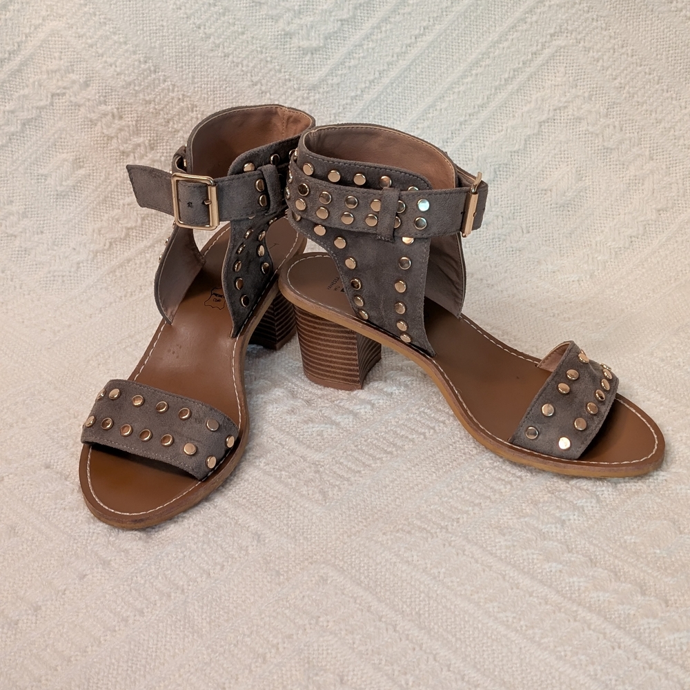 Vanessa Wu Studded Block Heel Sandals